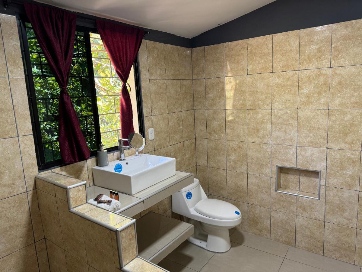 El Mangal B&B Suchitoto Екстер'єр фото